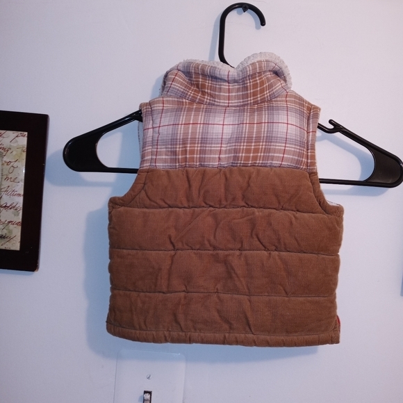 Old Navy Vest - Picture 2 of 3